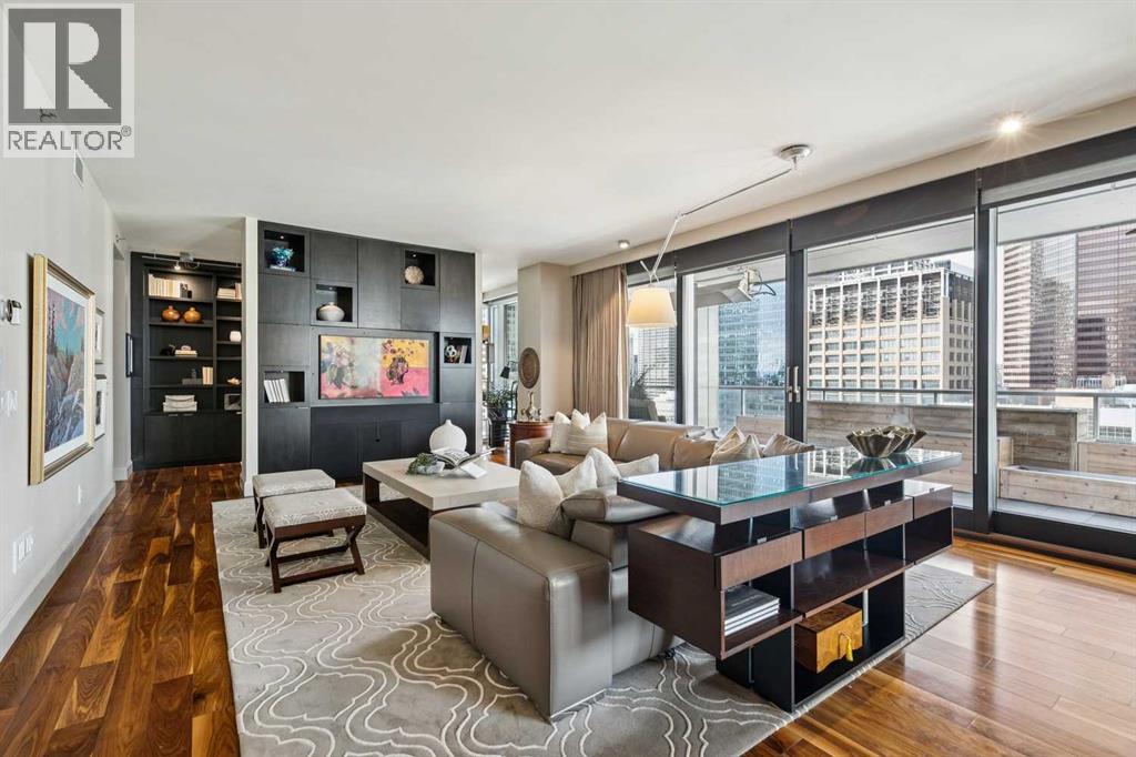 #1601 108 9 Avenue SW - 2