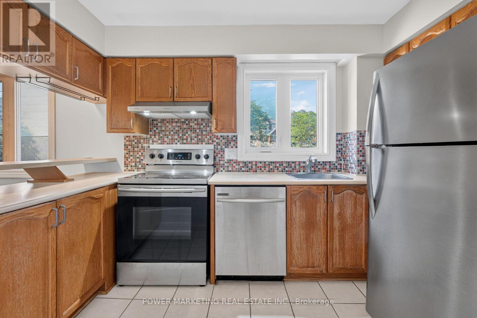 442 BRISTON PRIVATE - Image 19