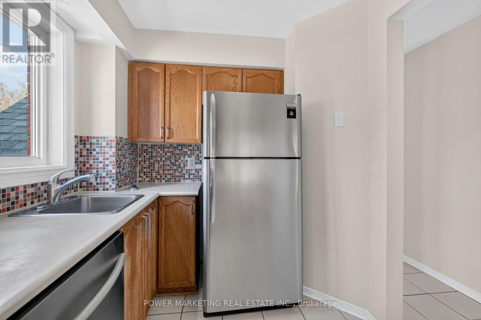 442 BRISTON PRIVATE - 24