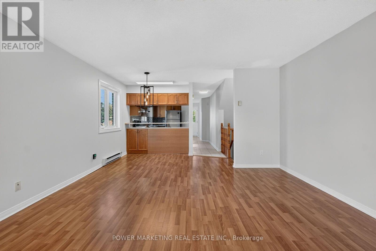 442 BRISTON PRIVATE - Image 12