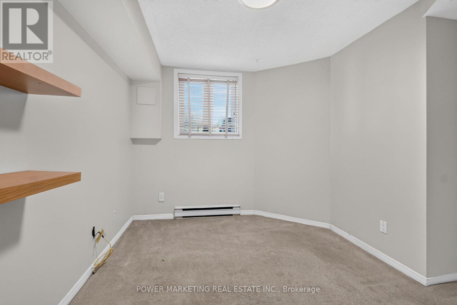 442 BRISTON PRIVATE - 31