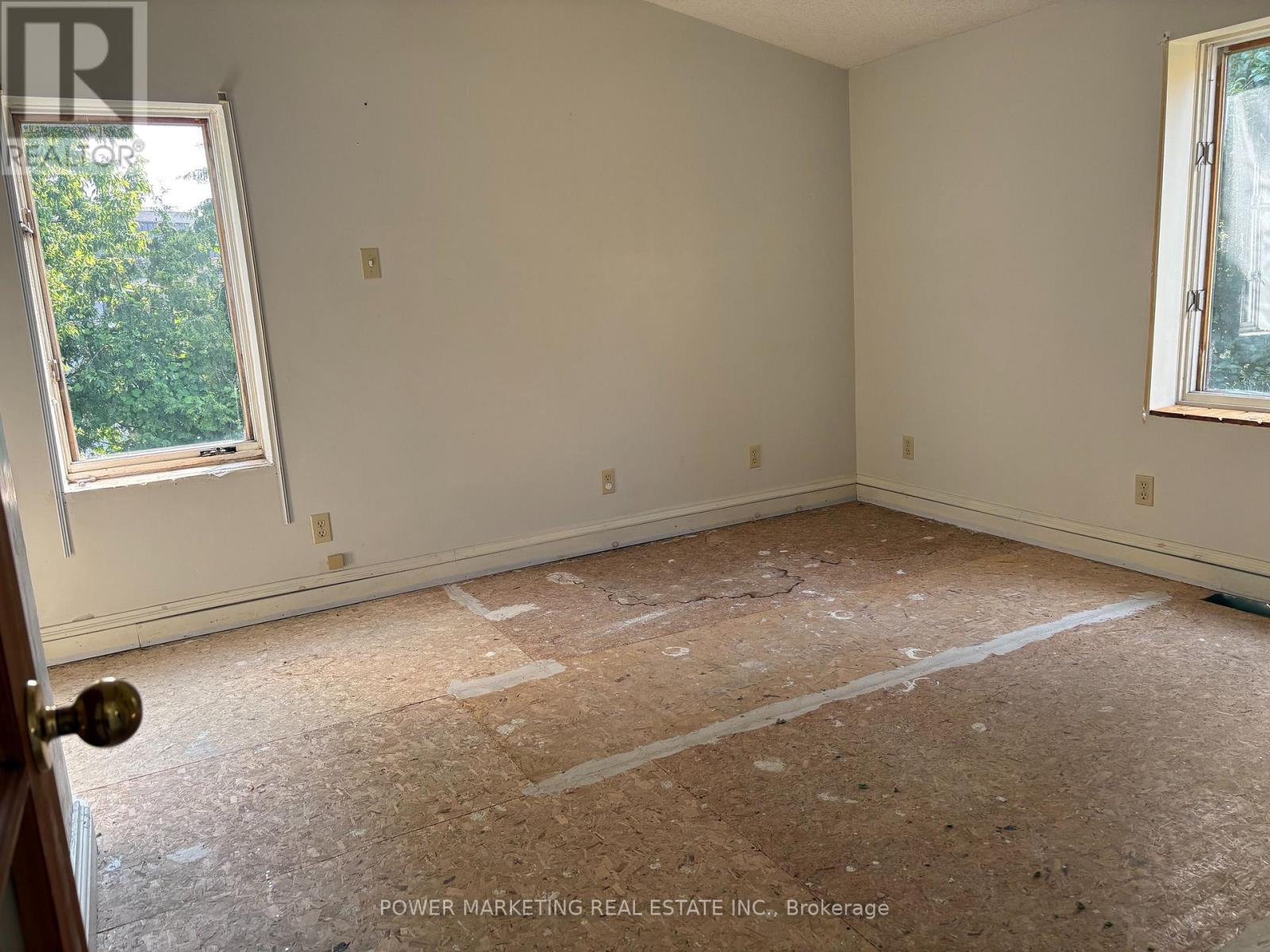 35 PINHEY STREET - Image 7