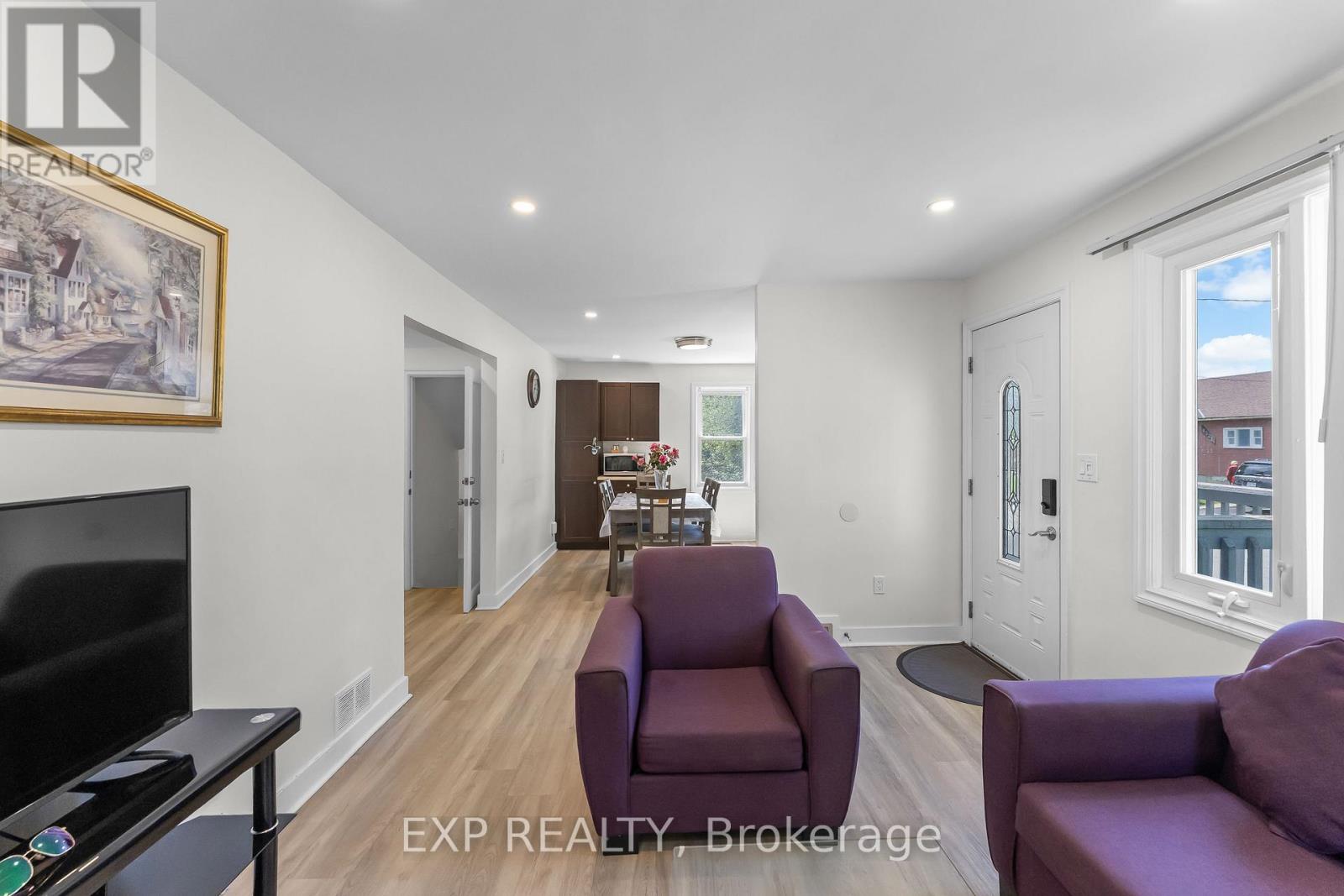6304 FINLAY AVENUE - 10