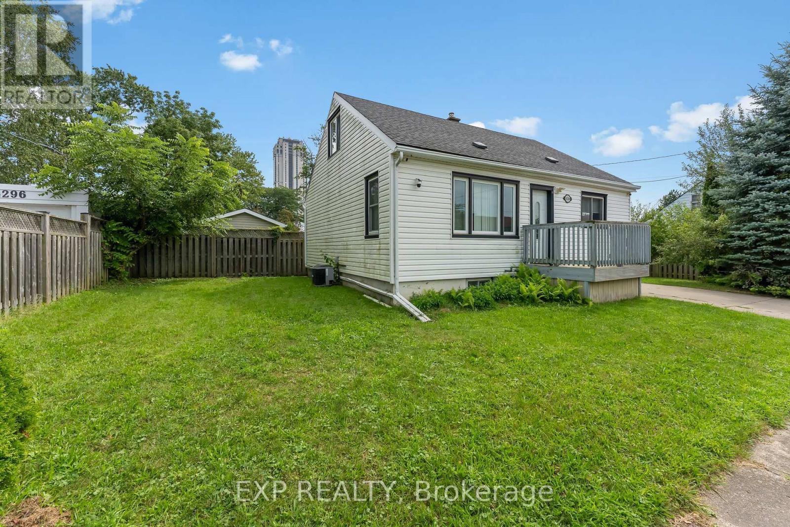 6304 FINLAY AVENUE - 4