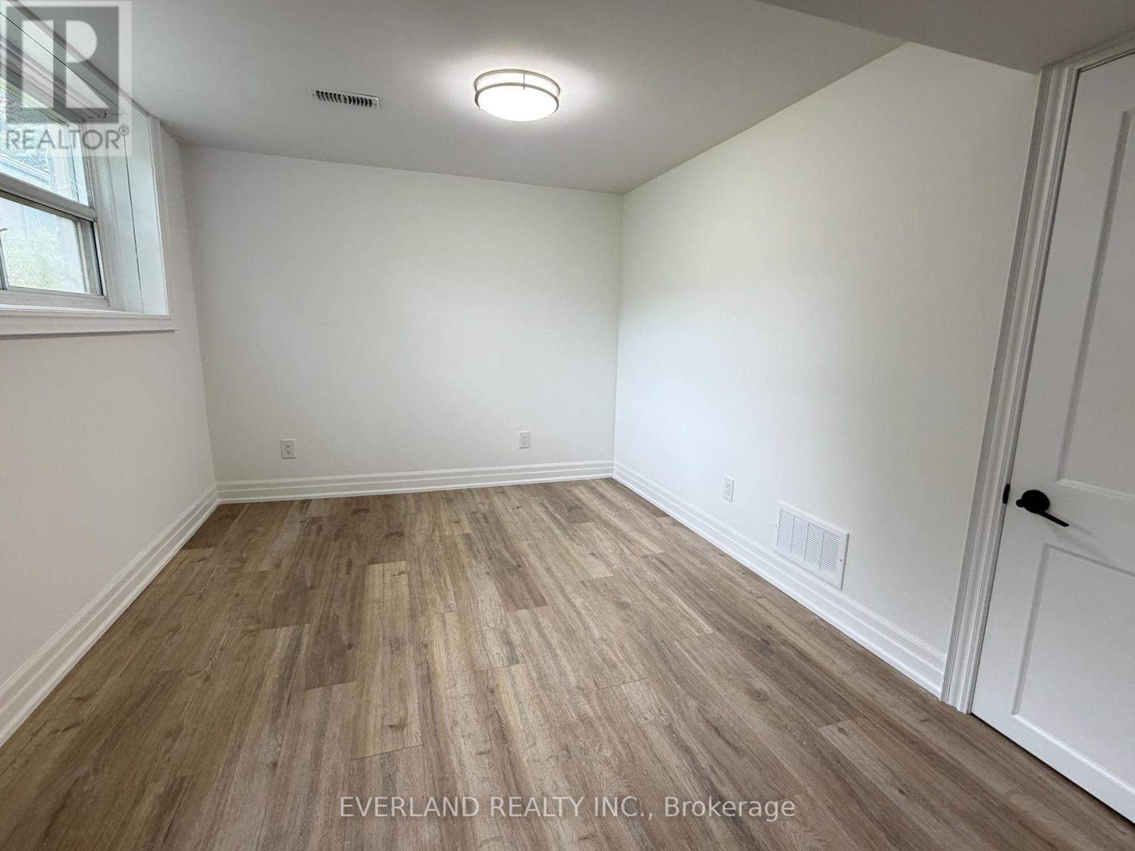 116 SYLVAN AVENUE - Image 34