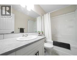 4408b 73 Street, Camrose, AB T4V5E1 Photo 11