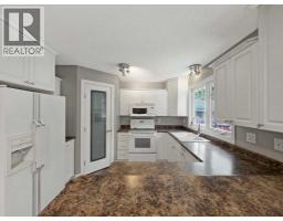 4pc Bathroom - 10629 104 Avenue, Grande Cache, AB T0E0Y0 Photo 6