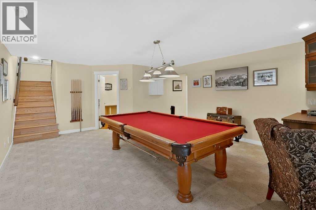 509 Sunridge Crescent W - 33