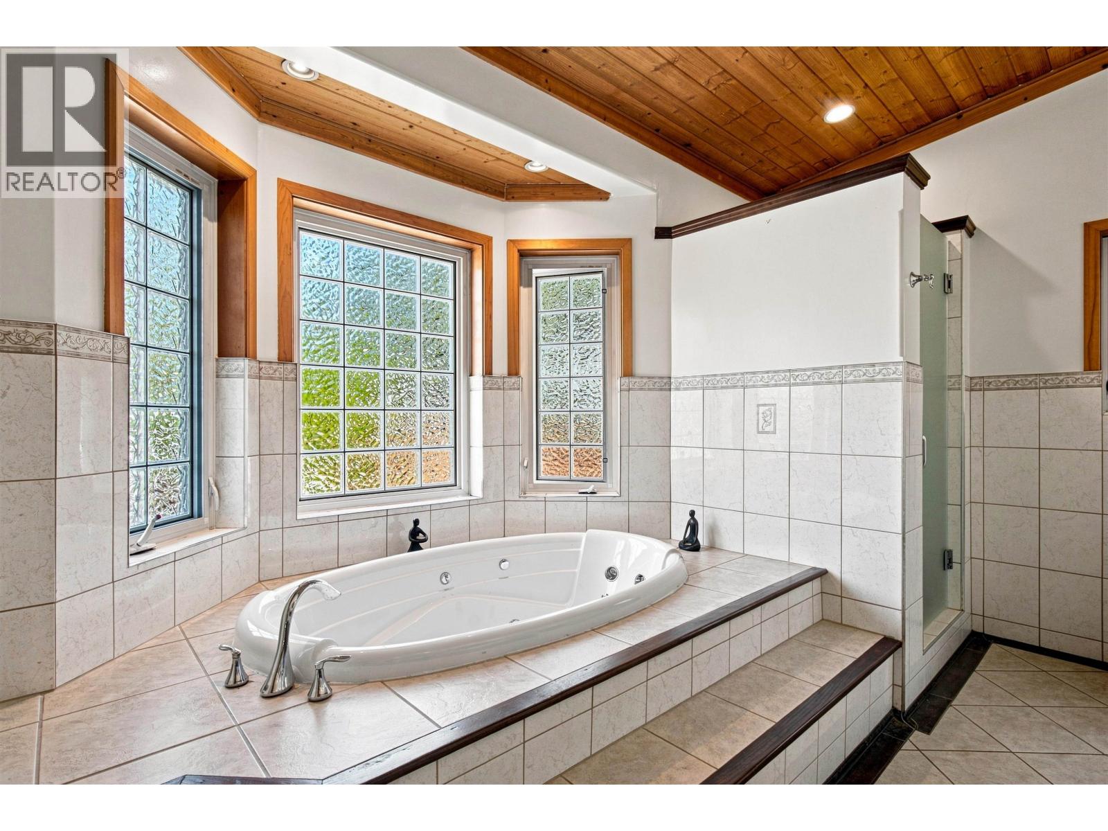 1140 AGNEW STREET - 25