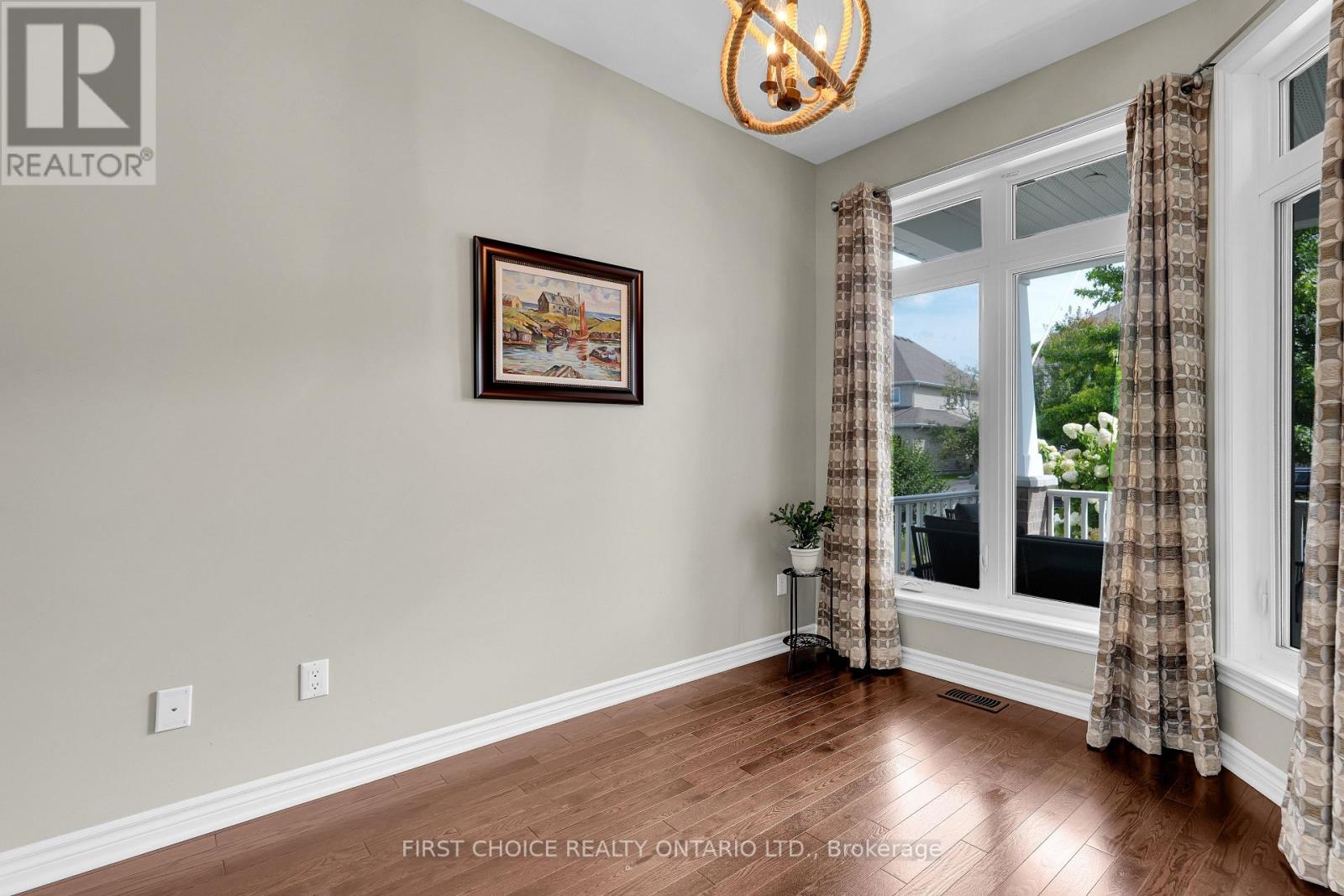 550 SILVERBELL CRESCENT - Image 8