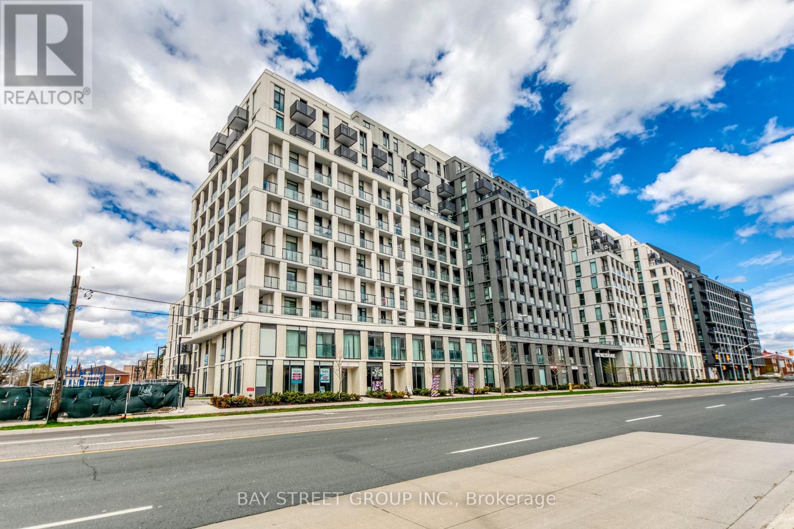 #533 500 WILSON AVENUE - 1