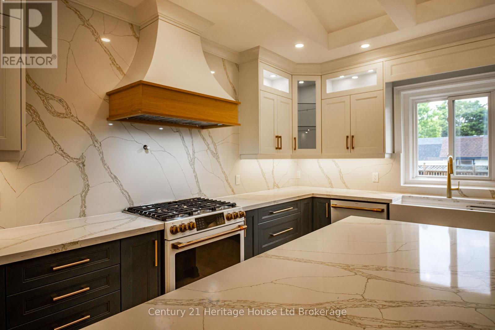 #PART 1 & 2 152 BLANDFORD STREET - Image 17