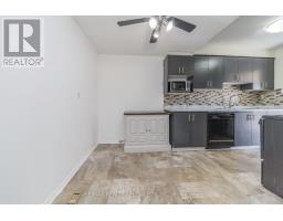 33 Greenwich Circle, Brampton, ON L6S2E6 Photo 15