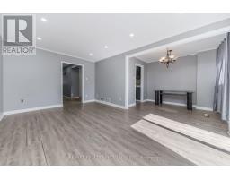 Eating area - 33 Greenwich Circle, Brampton, ON L6S2E6 Photo 6