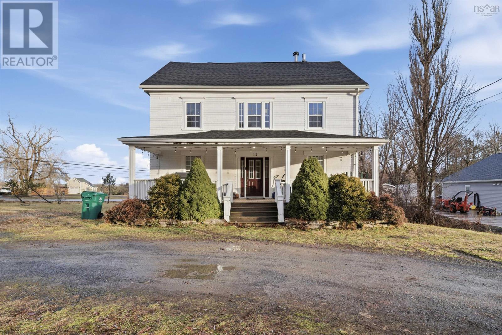 15 Falmouth Dyke Rd