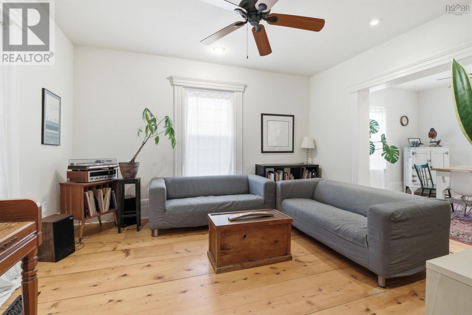 15 Falmouth Dyke Rd - 7