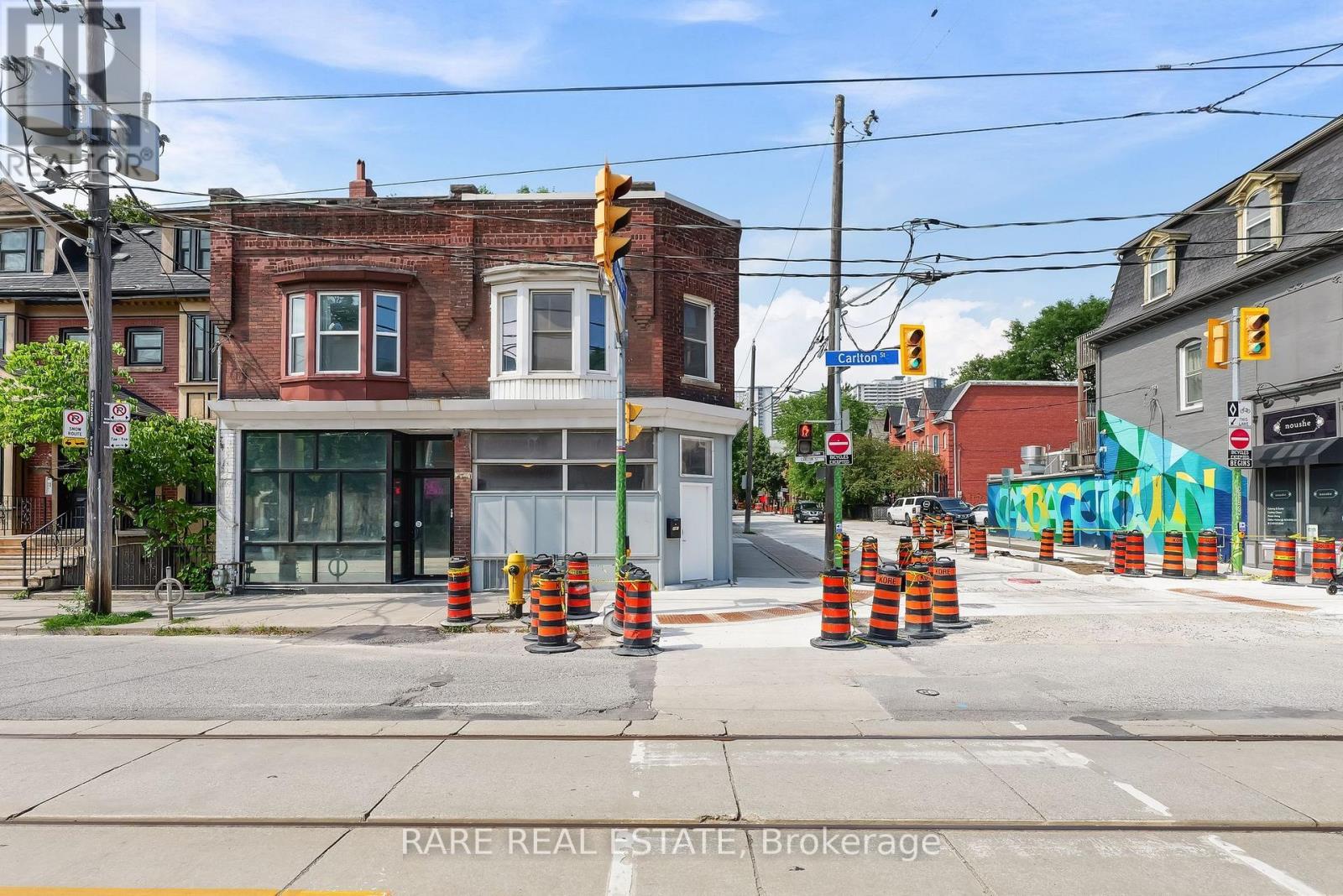 198 1/2 Carlton Street, Toronto