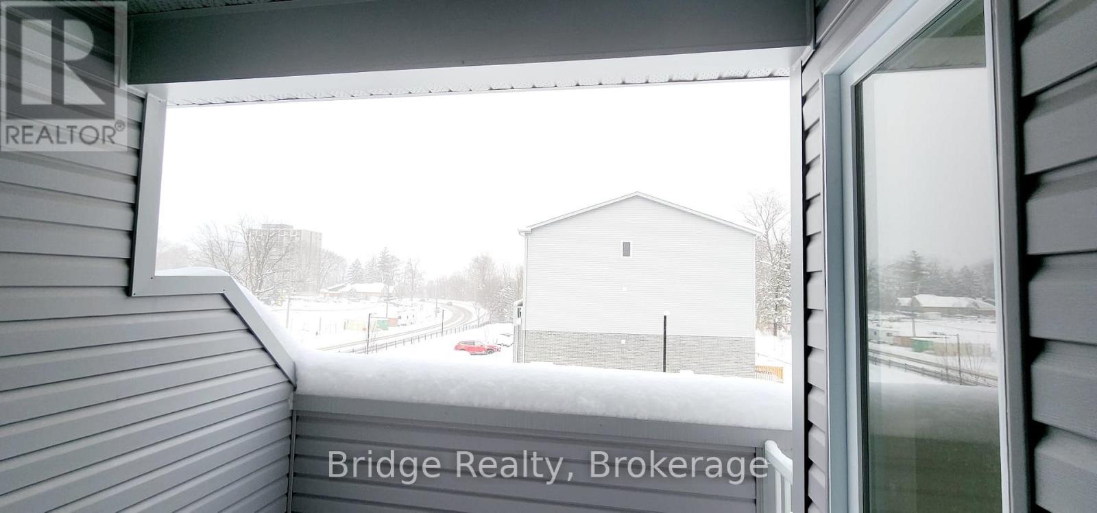 3 bedroom Single Family interior view, 11- 990 Deveron Crescent, London South (South J), Ontario