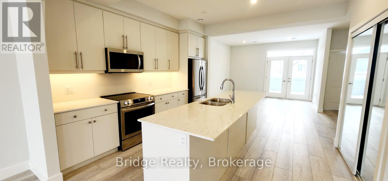 3 bedroom Single Family interior view, 11- 990 Deveron Crescent, London South (South J), Ontario