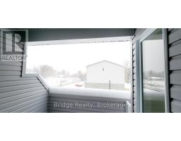 11 - 990 Deveron Crescent, London South, ON N5Z5A4 Photo 11