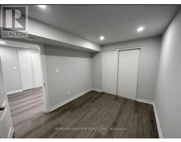 Bsmnt - 613 Osler Court, Newmarket, ON L3X2P5 Photo 7