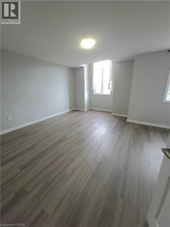 3 bedroom Single Family interior view, 998 MAPLERIDGE Street, West London, London, Ontario