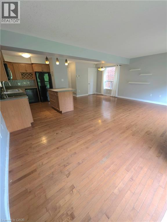 3 bedroom Single Family interior view, 998 MAPLERIDGE Street, West London, London, Ontario