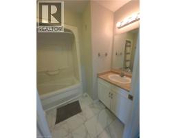 998 Mapleridge Street, London, ON N6H0A6 Photo 18
