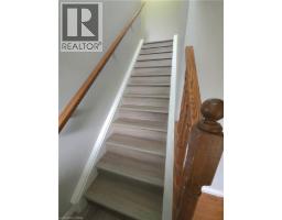 998 Mapleridge Street, London, ON N6H0A6 Photo 9