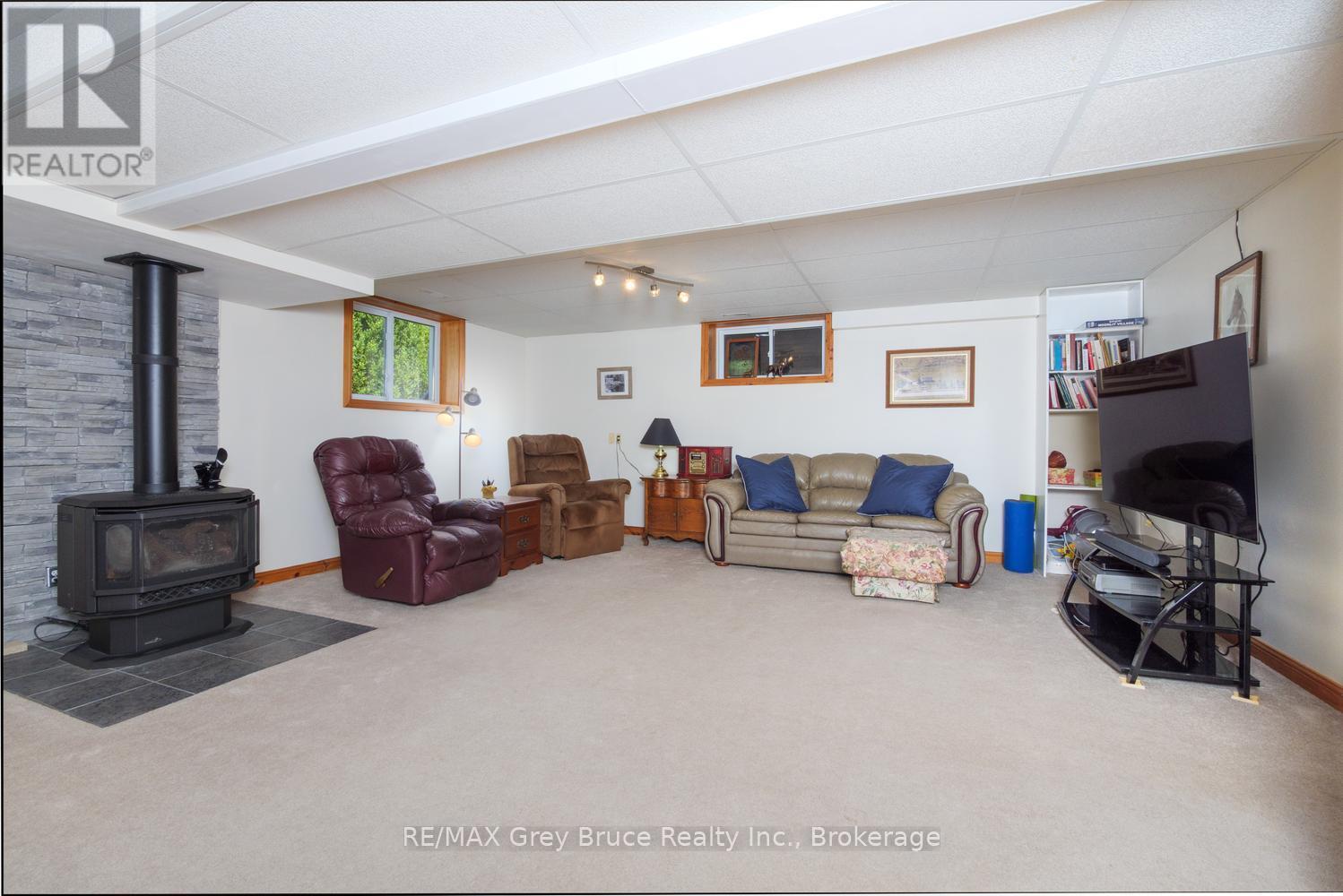 358 HURON ROAD - Image 27