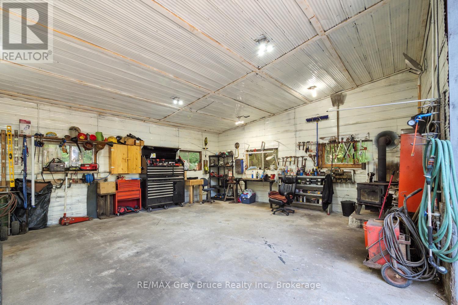358 HURON ROAD - Image 43