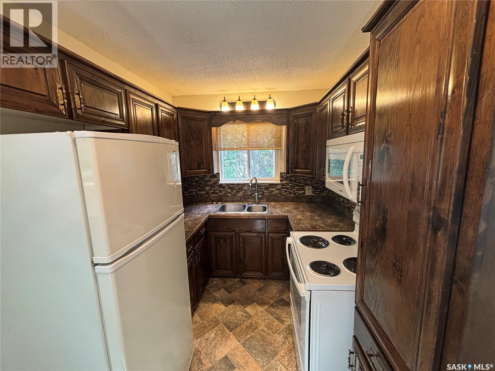 1225 GRAND AVENUE - 12