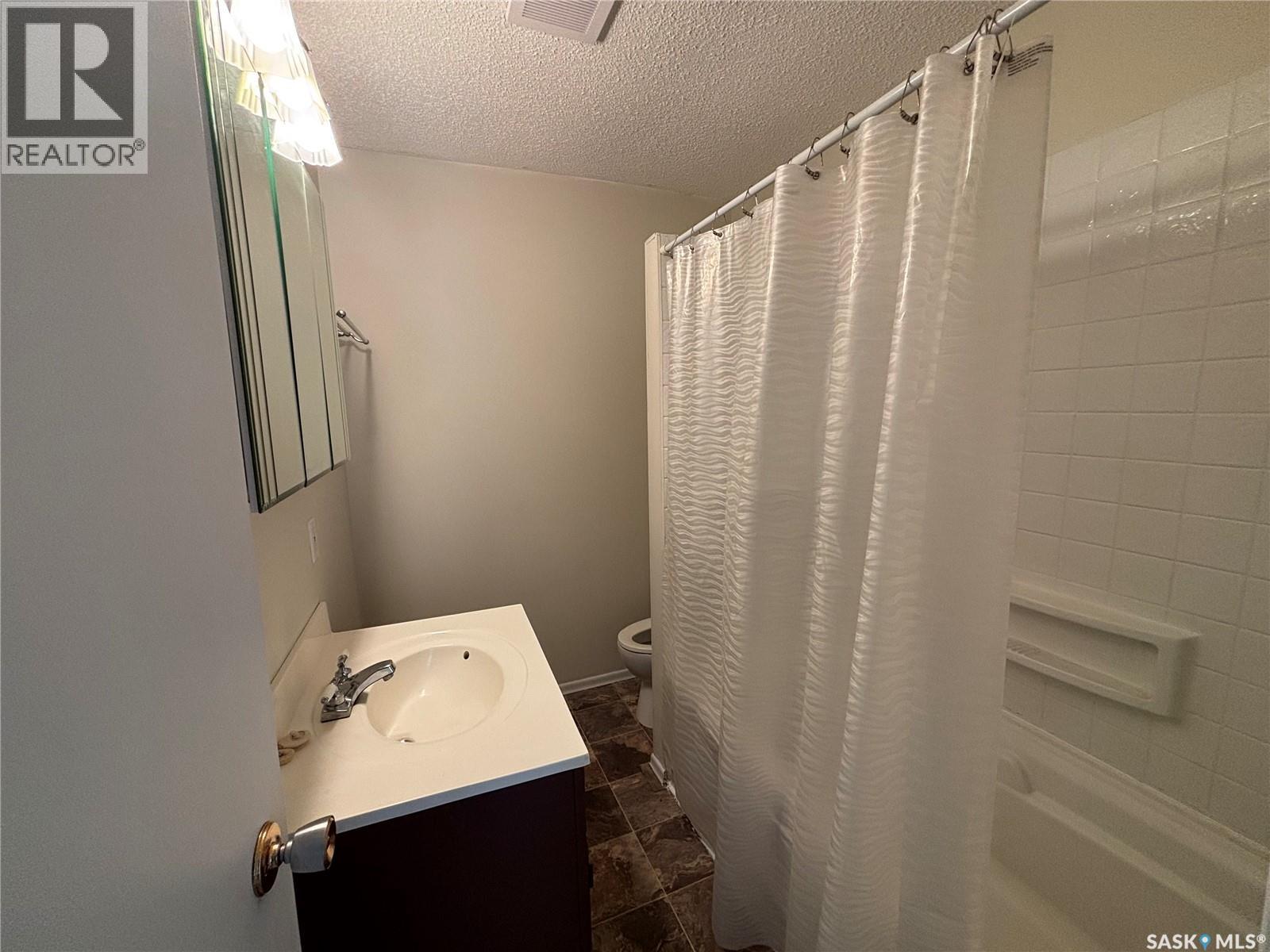 1225 GRAND AVENUE - 21