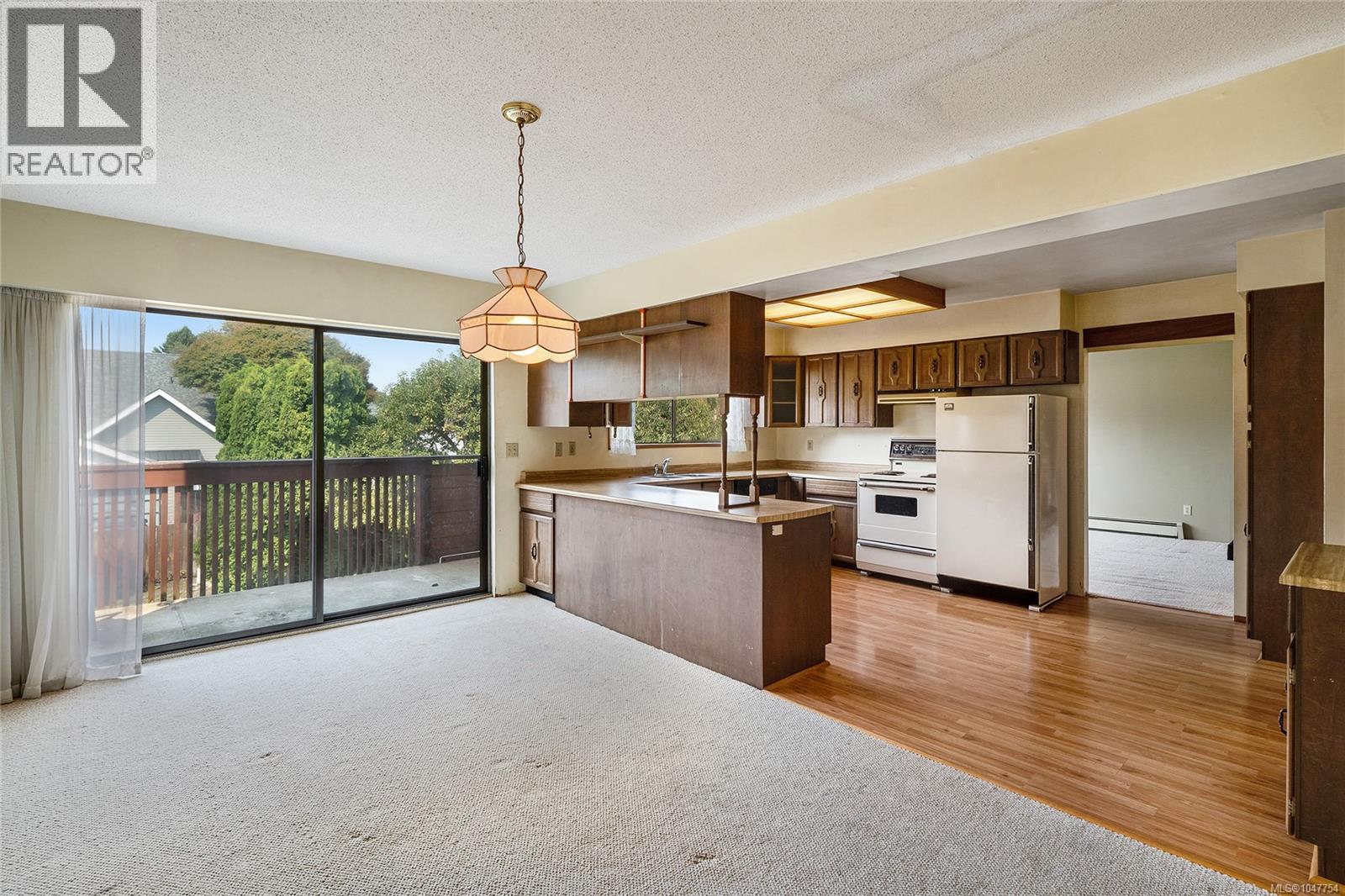 1144 May St - 10