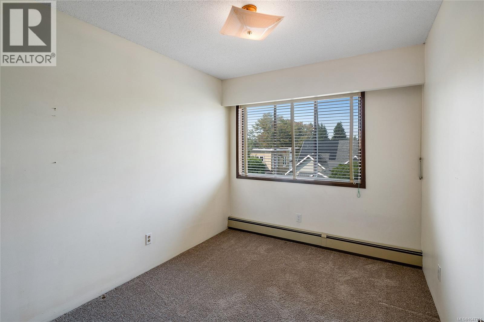 1144 May St - 22