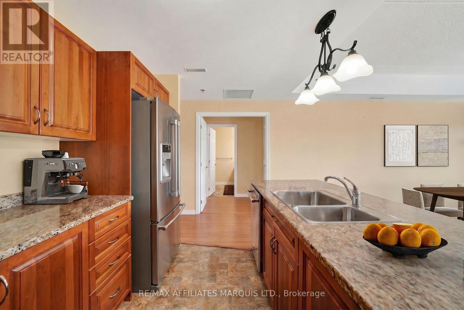 #401 108 SECOND STREET E - 10