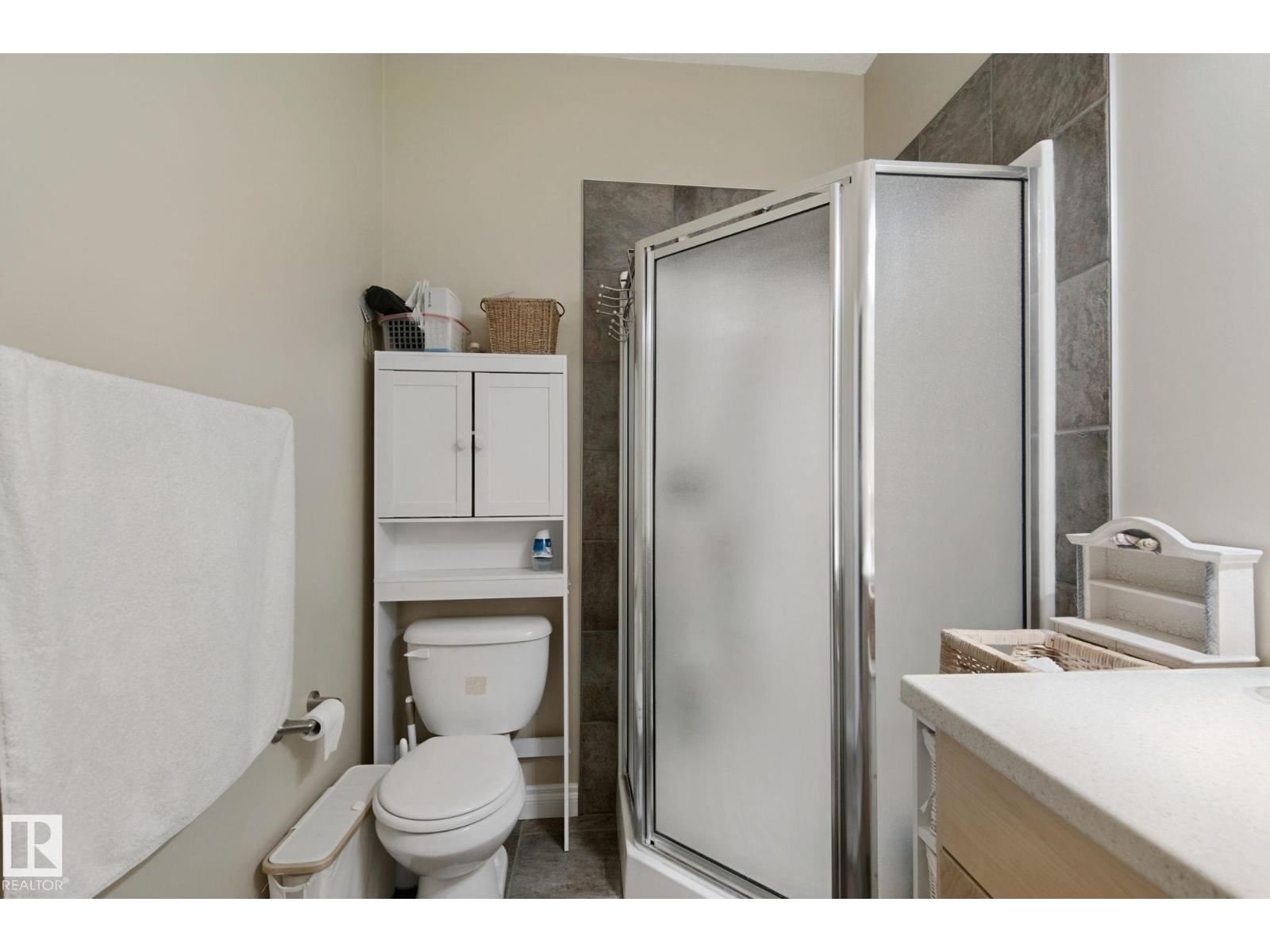 10416 69 AV NW - 39