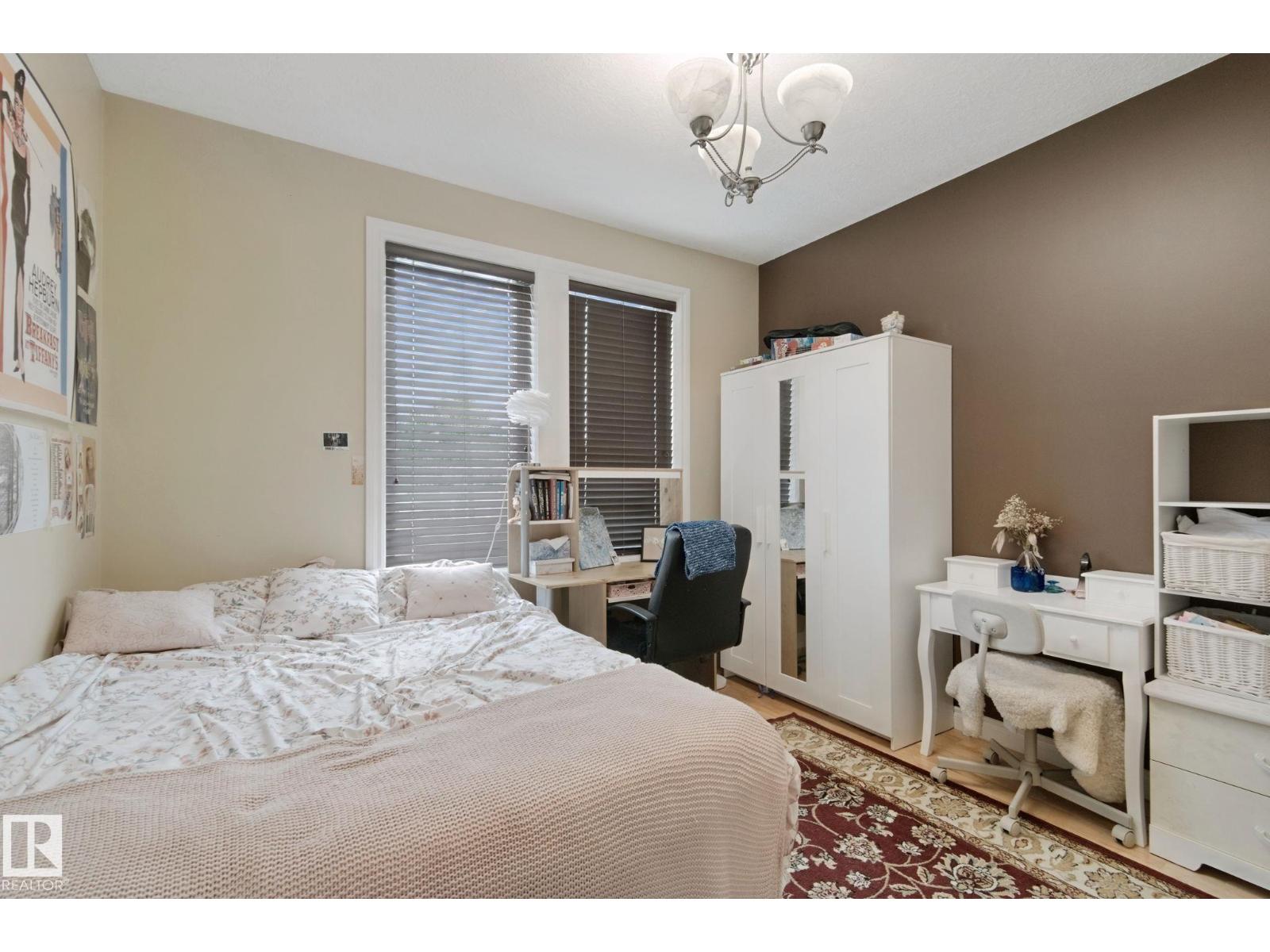 10416 69 AV NW - 35
