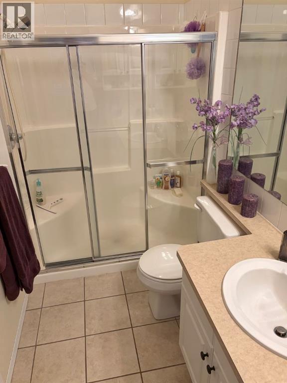 94 Fairmont Garden Road S - Image 17