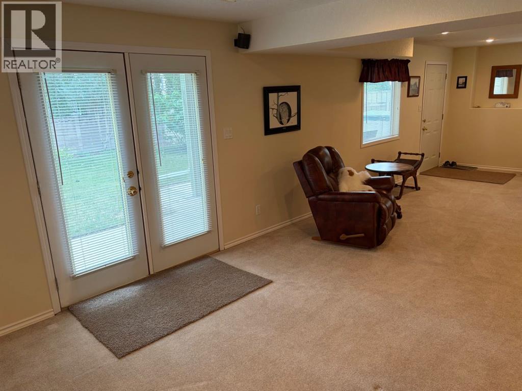 94 Fairmont Garden Road S - Image 23