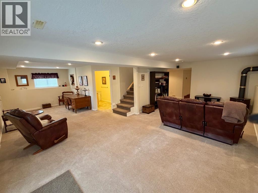 94 Fairmont Garden Road S - Image 22