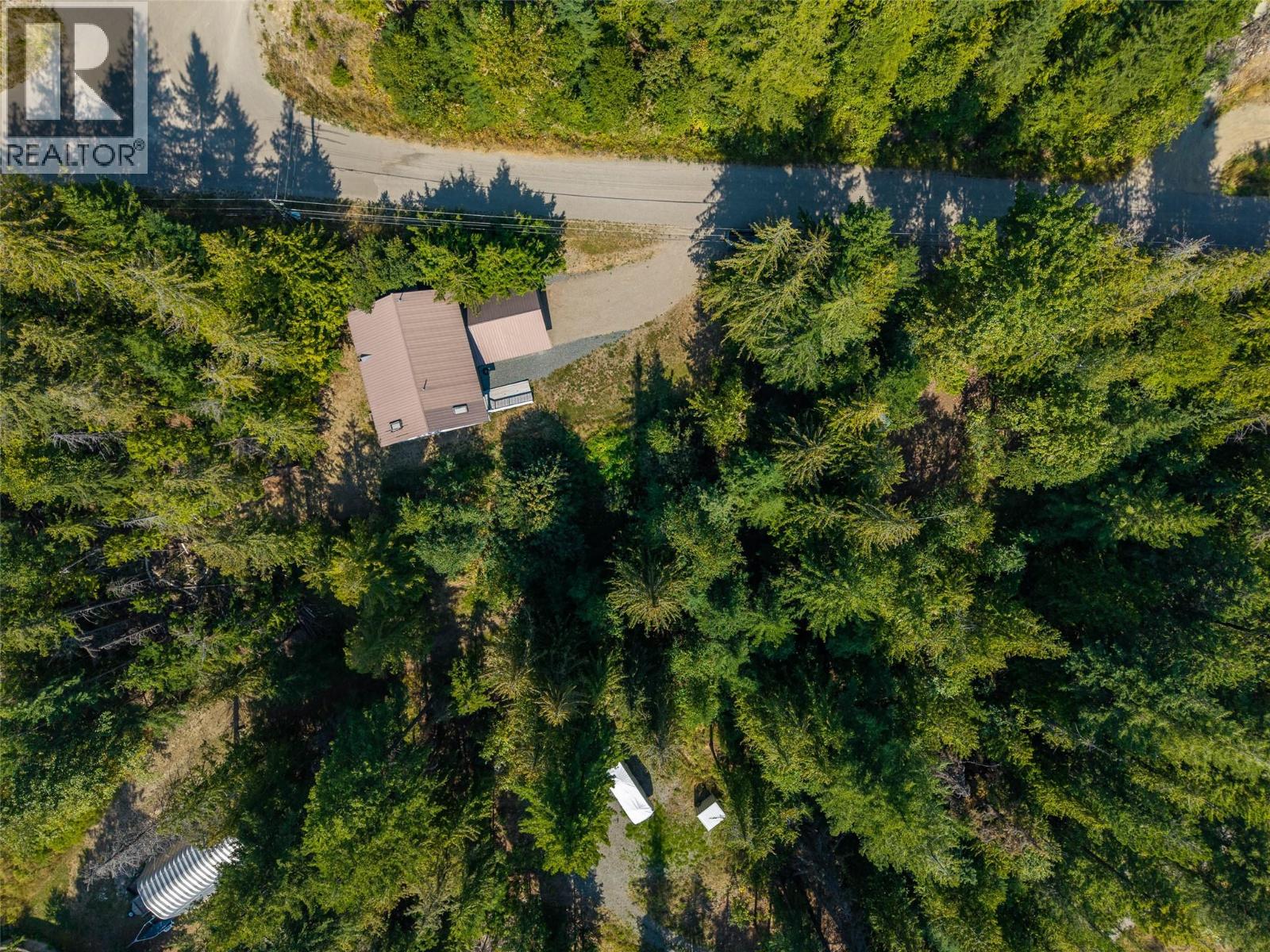2725 VICKERS Trail, Anglemont