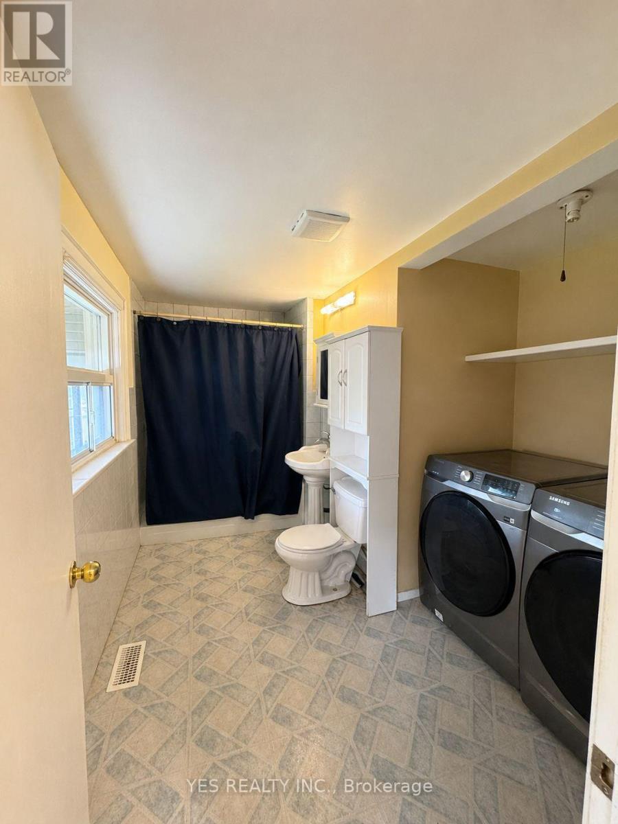 199 NORTH SERVICE ROAD - 28