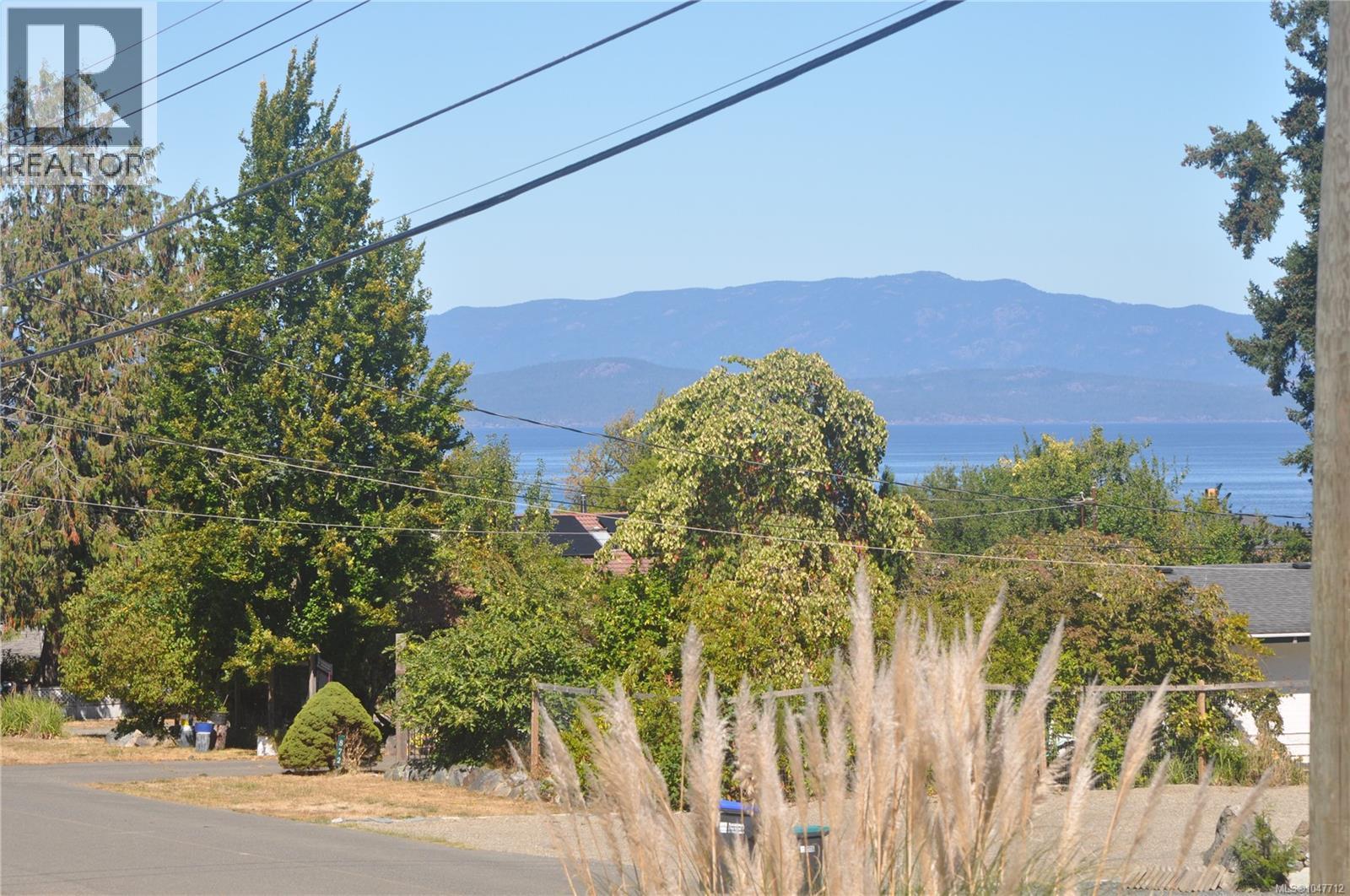 853 Glenhale Cres, Parksville