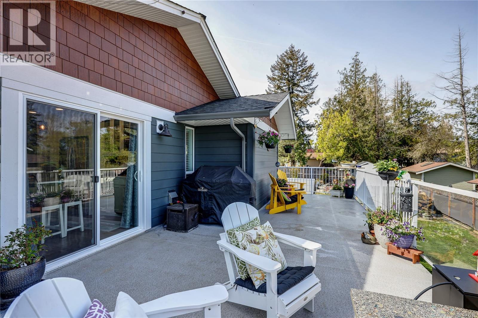 853 Glenhale Cres, Parksville