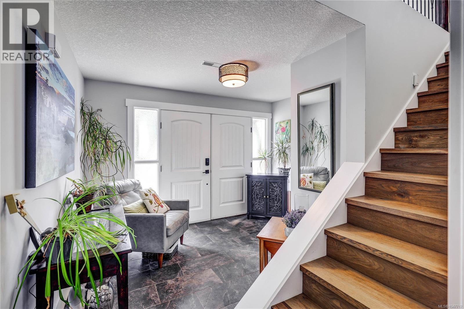 853 Glenhale Cres, Parksville