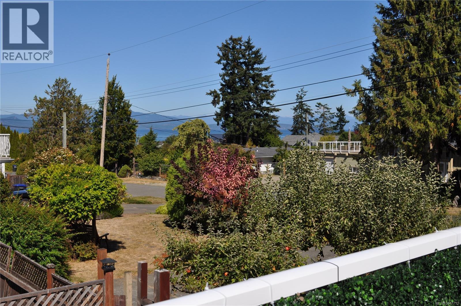 853 Glenhale Cres, Parksville