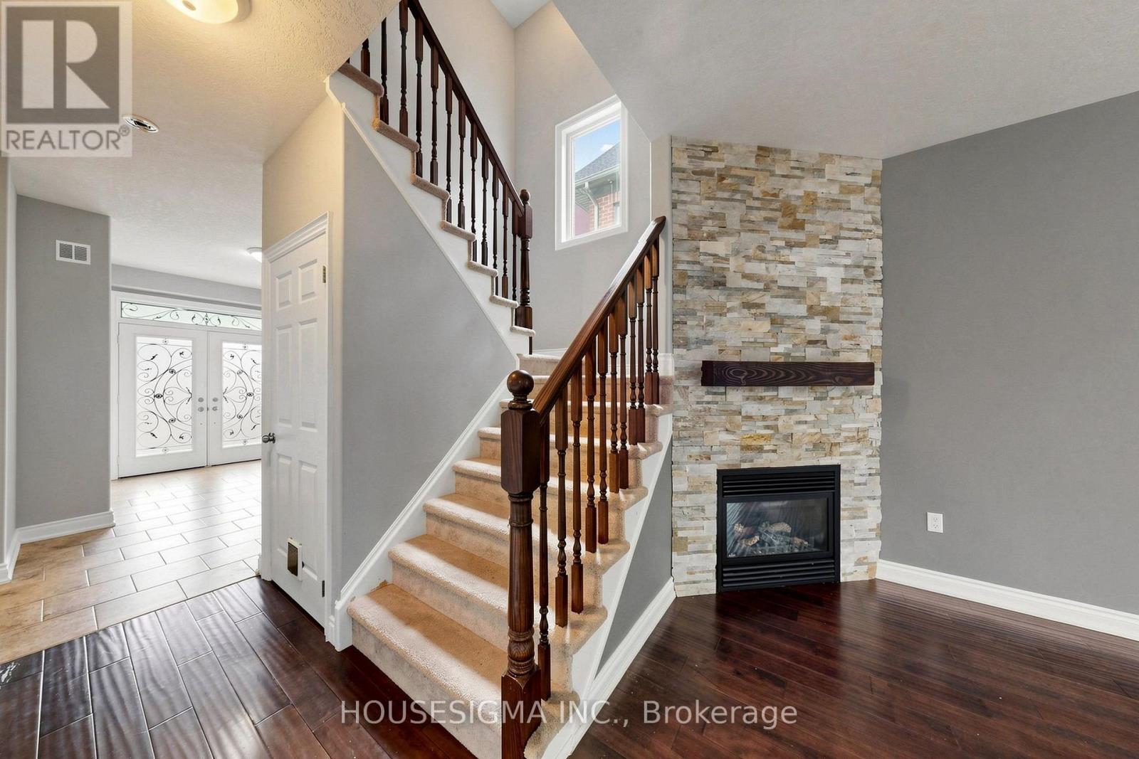 35 AUBURN COURT - 18