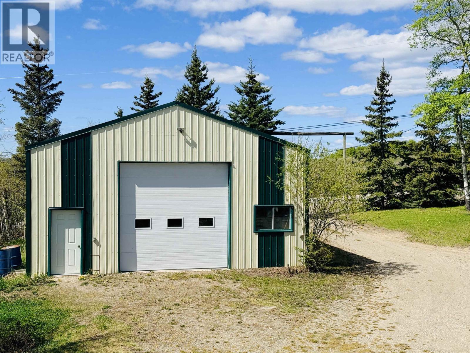 12895 271 ROAD, Charlie Lake