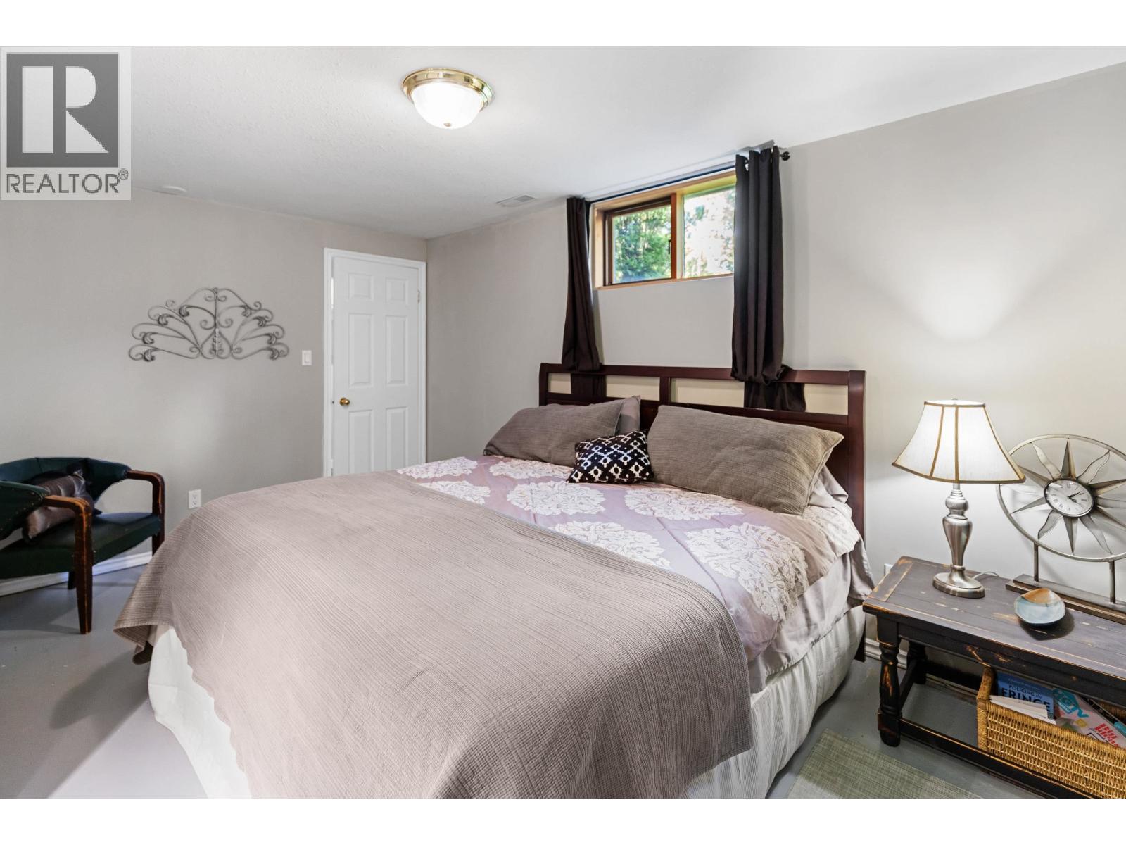 Photo 20 of 35 — 9951 BELMONT ROAD · Prince George, BC